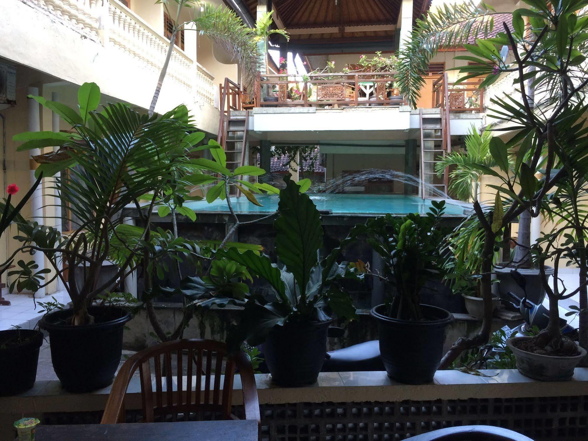 Rita Za Hotel Kuta Lombok Exterior foto